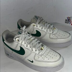 Nike Air Force 1  40 th White and Green Shoes